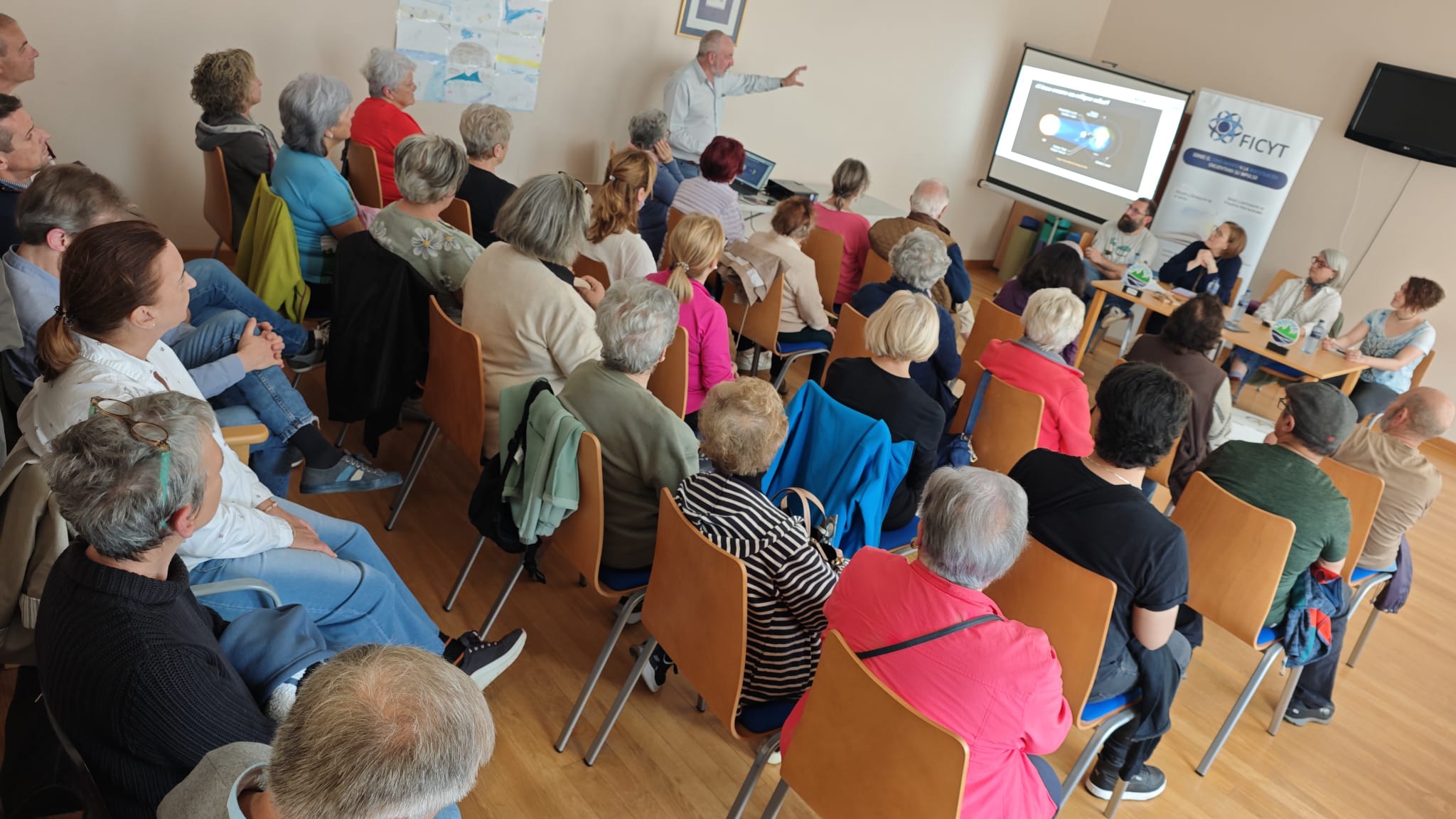 Jornada divulgativa eclipse Asturias